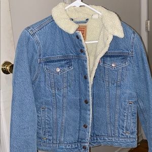 Levi’s jacket with Sherpa inside